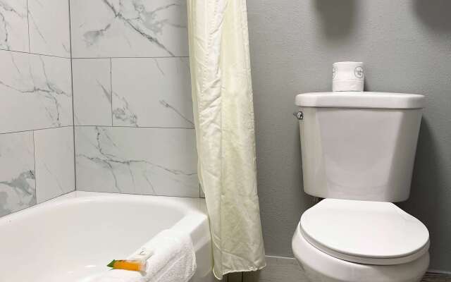 AmericInn by Wyndham Ladysmith