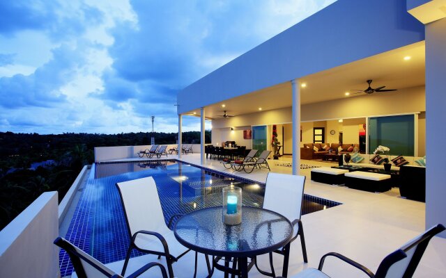 View Peche Villa 8 Bed 180 Degree Views across the Andaman Sea