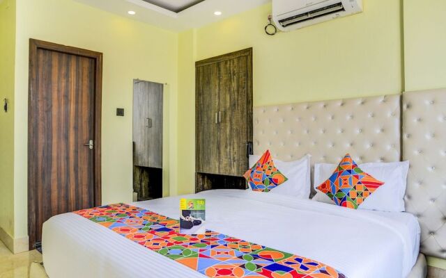 FabHotel Balaji Inn