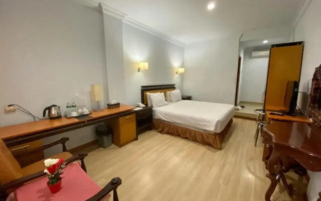 Mariani International Hotel