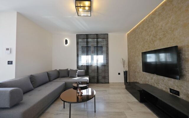 Luxury Majpruz Suites
