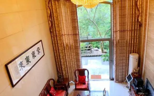 Qingyuan Hengda Gulong huangteng hot spring villa