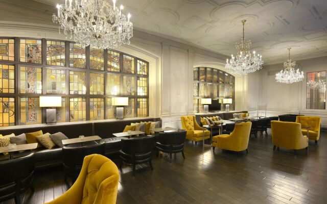 Magnolia Hotel St. Louis, a Tribute Portfolio Hotel