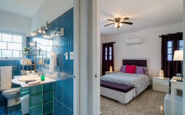 Ocean Breeze & Suites