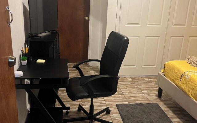 "room in Apartment - Bahamas Petapat Suite"
