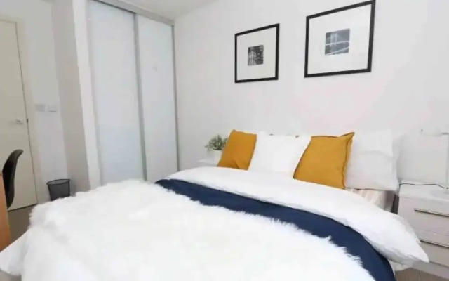 Albany Apartments