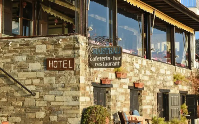 Maistrali Hotel