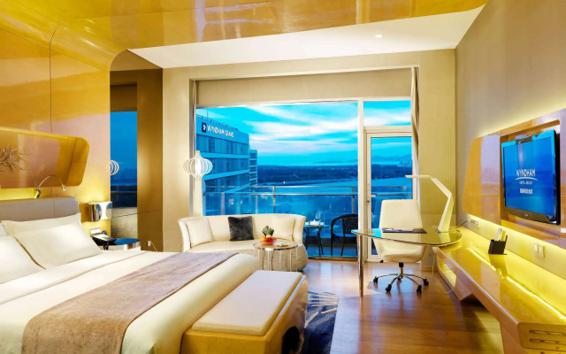 Wyndham Grand Hotel Qingdao
