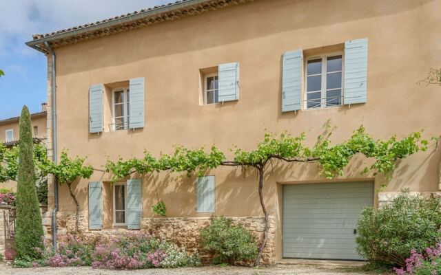 The Awning Housecosy Holiday Home in Rustrel With Swimming Pool