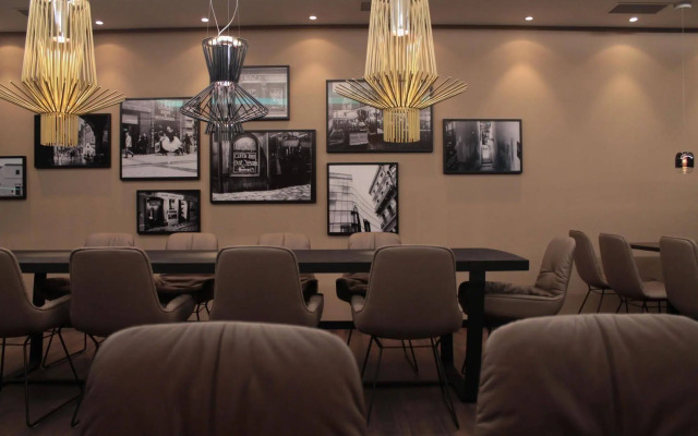 Motel One Prague - Florentinum