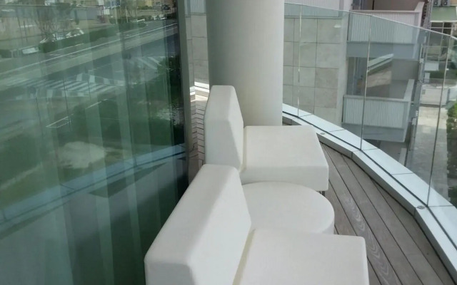 i-Suite Hotel