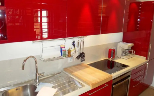 Apartment Managers - Apartment Kitzolino