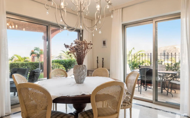 Pelicar 0-5 SEA VIEW 2B