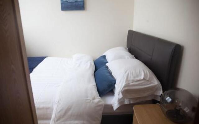 Apartment E