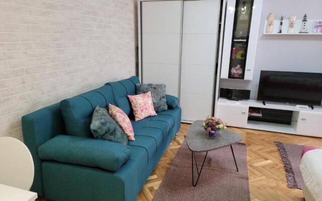 Apartment "GARDEN" on Gundulićeva 8