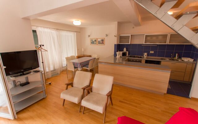 Apartment Cobra - excellent location: A4 Tucepi, Riviera Makarska