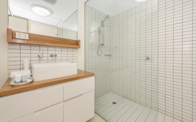 1 Bright Point Apartment 5101