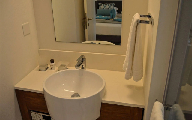 Pointe aux Cannonier Luxury Apartments