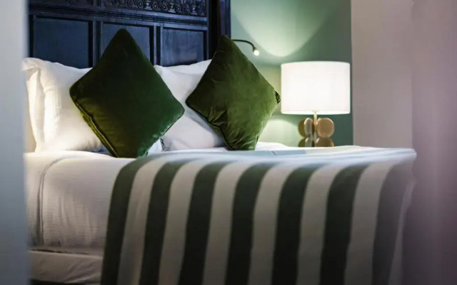 The White Hart Hotel