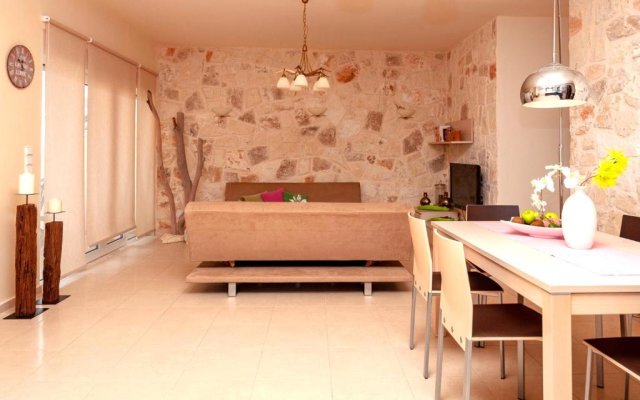 M&N Luxury Family Apartment 10meters From the Sea