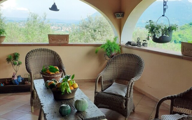Villa With 6 Bedrooms In Provincia Di Caserta, With Wonderful Mountain View, Private Pool, Furnished Garden