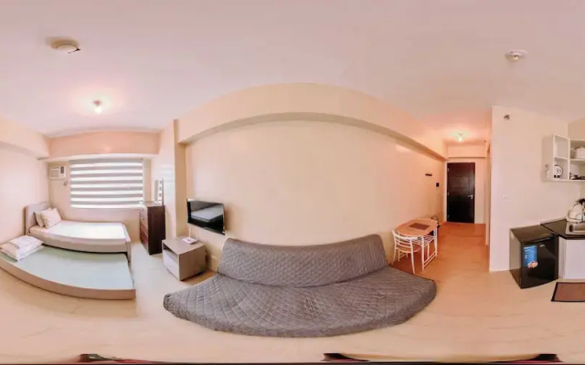 The Sleek & Chic Hideaway