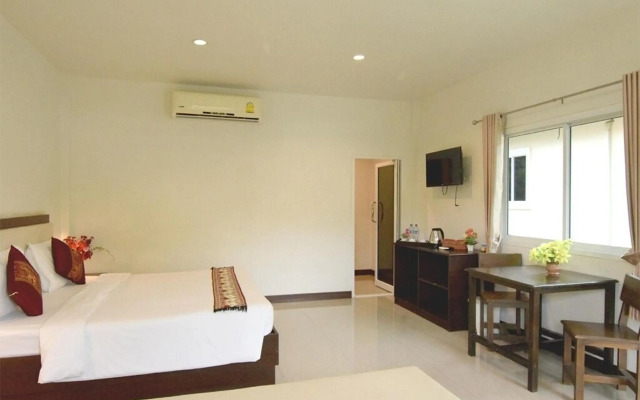 Phuket Airport Villa