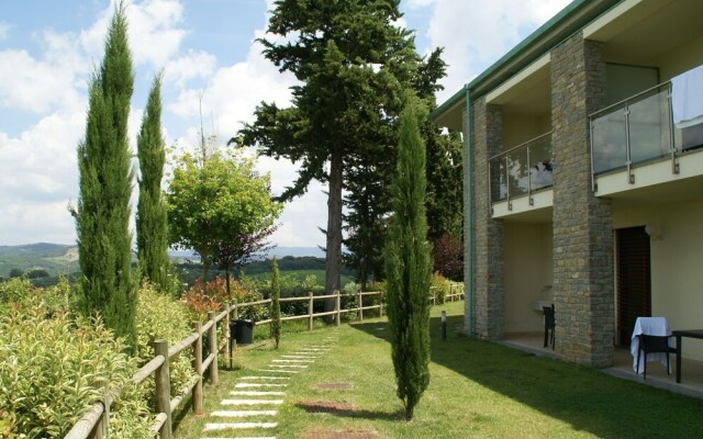 Modern Furnished Apartment With Air Conditioning In Chianti