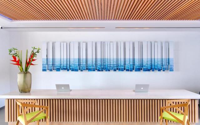 Отель Myconian Korali Relais & Chateaux