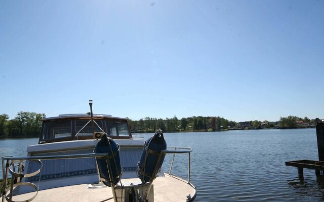 Schöne 3Zimmer FeWo direkt am Baalensee