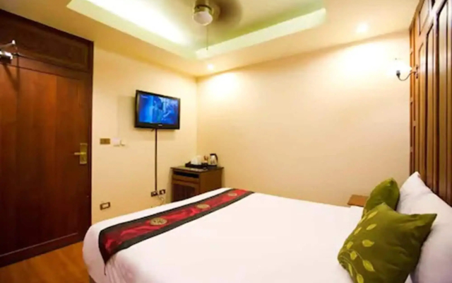 Lamphu Tree House Boutique Hotel