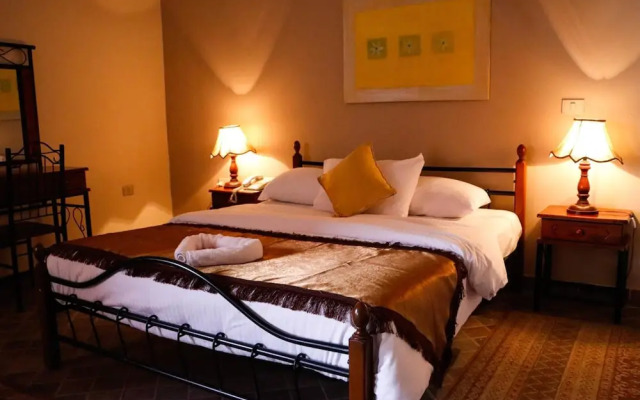 Adham Compound Hotel