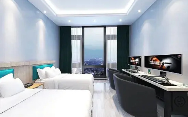 92 Bayin Box Entertainment Hotel