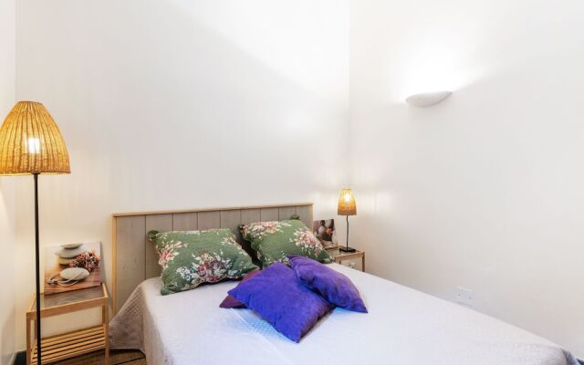 Boutique Holiday Home in Sanary-sur-mer With Terrace