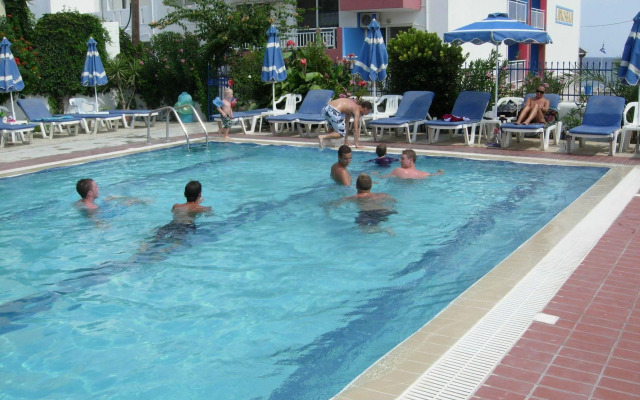 Philippos Studios & Apartments