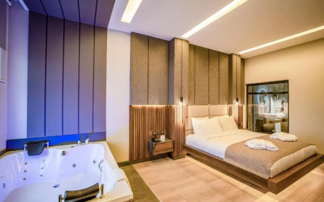 Aksular Hotel