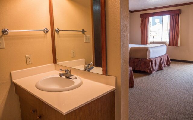 Wild Bear Inn