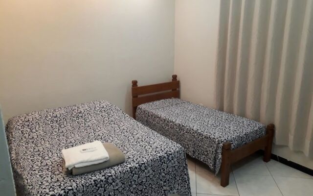 Candeeiro Hostel & Café