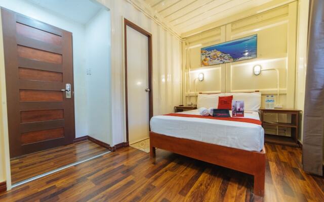 RedDoorz Plus near Puerto Princesa City Hall