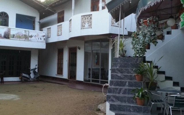 Damith Homestay