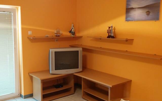 Scenic Apartment in Dalmatia With Lovely Garden