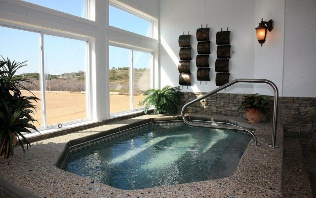 Top Mast Resort