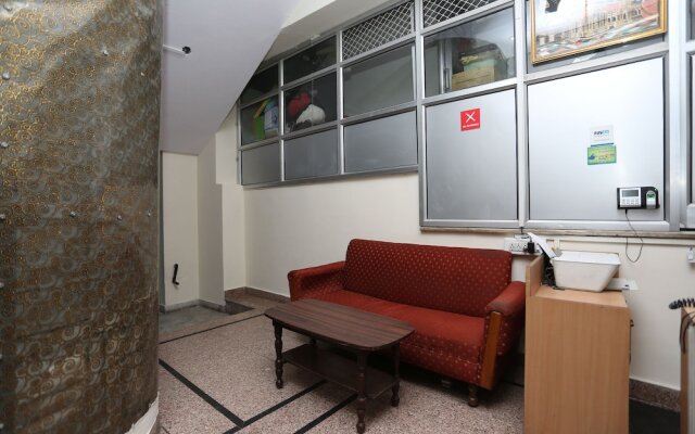 OYO 9926 Hotel Bharat INN