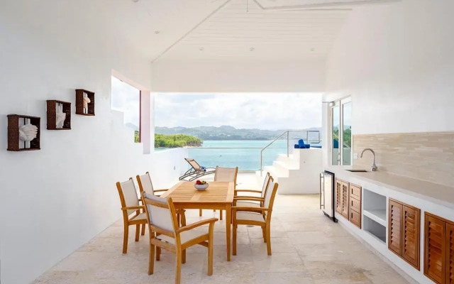 Windjammer Landing Resort and Residences