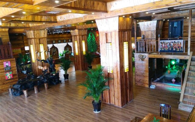 Peacock Princess Hotel