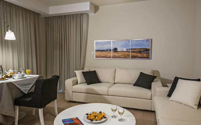 Swell Boutique Hotel