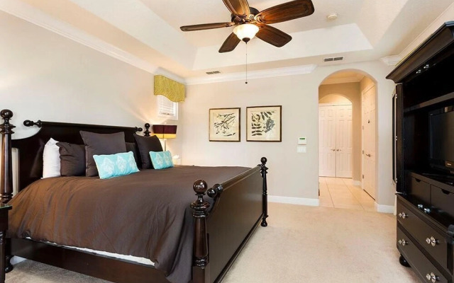 RVH_002 The Sunshine House