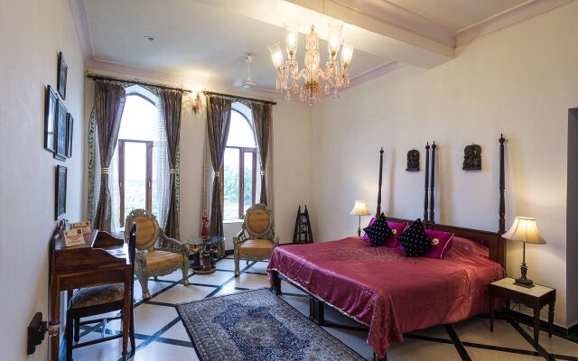 Fort Barli Hotel