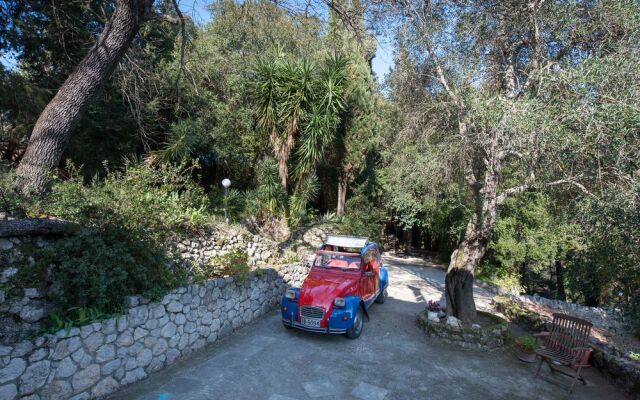 Wildrose Corfu Apartments
