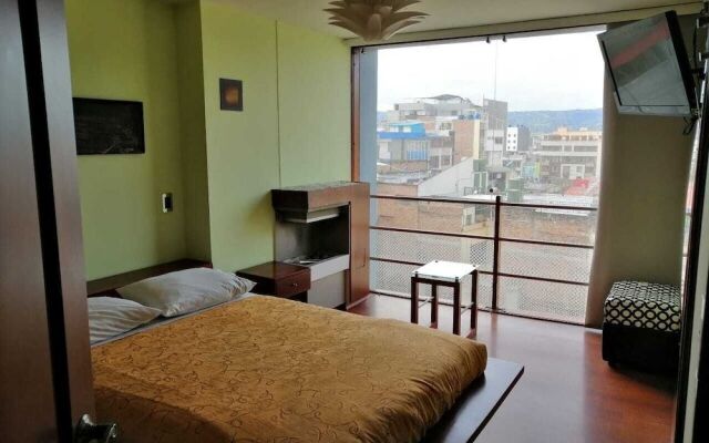 Hotel Torre De Cristal